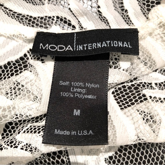 Plume Lace - Top - Picture 4 of 5